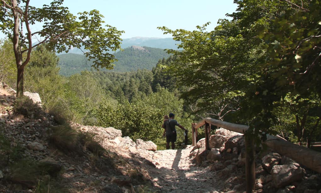 Zwiedzanie Hiszpanii Zwiedzanie Hiszpanii - Wycieczka do zrodel Rio Mundo