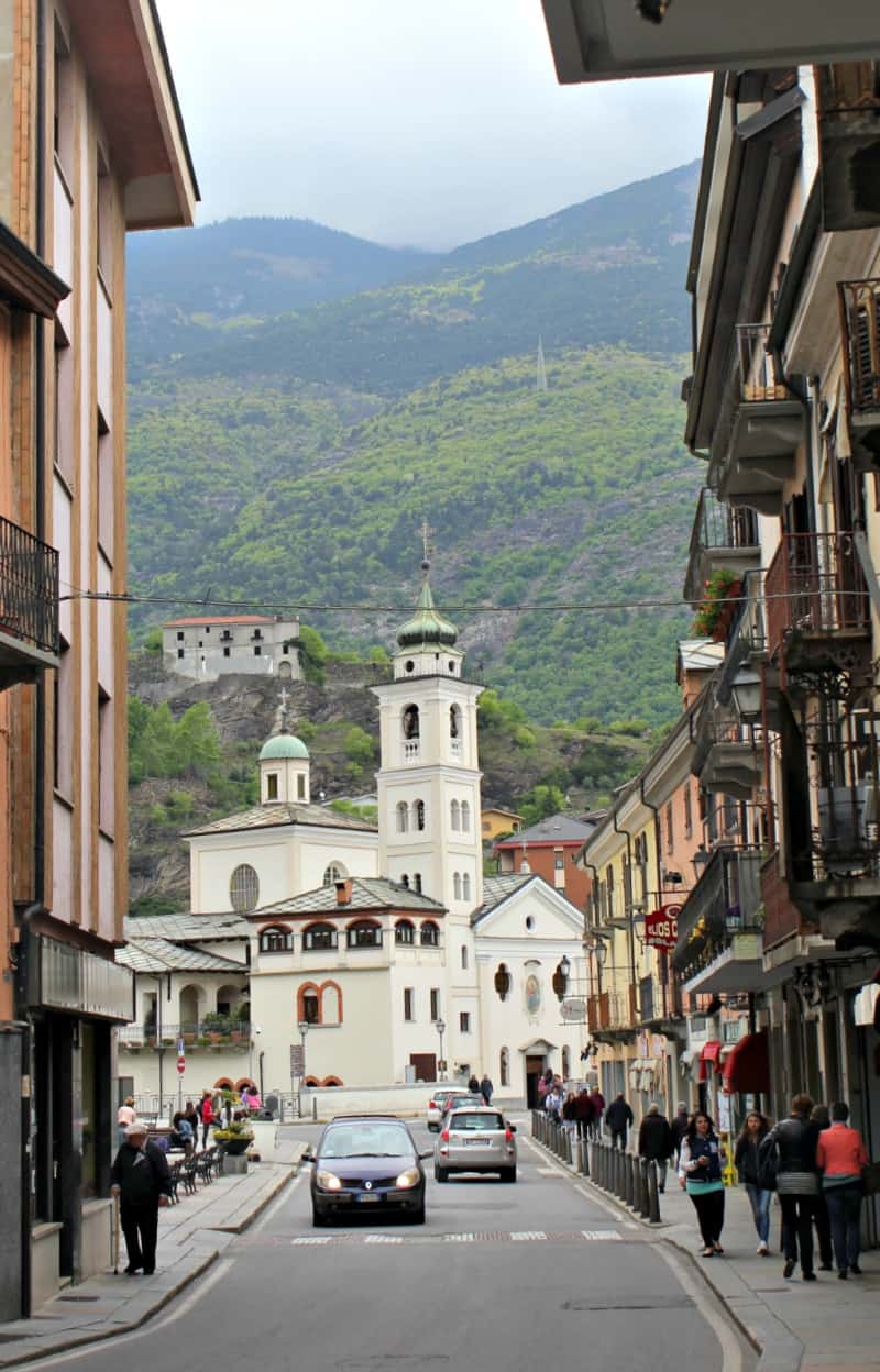 Piemont - urocze miasteczka Piemont - Susa