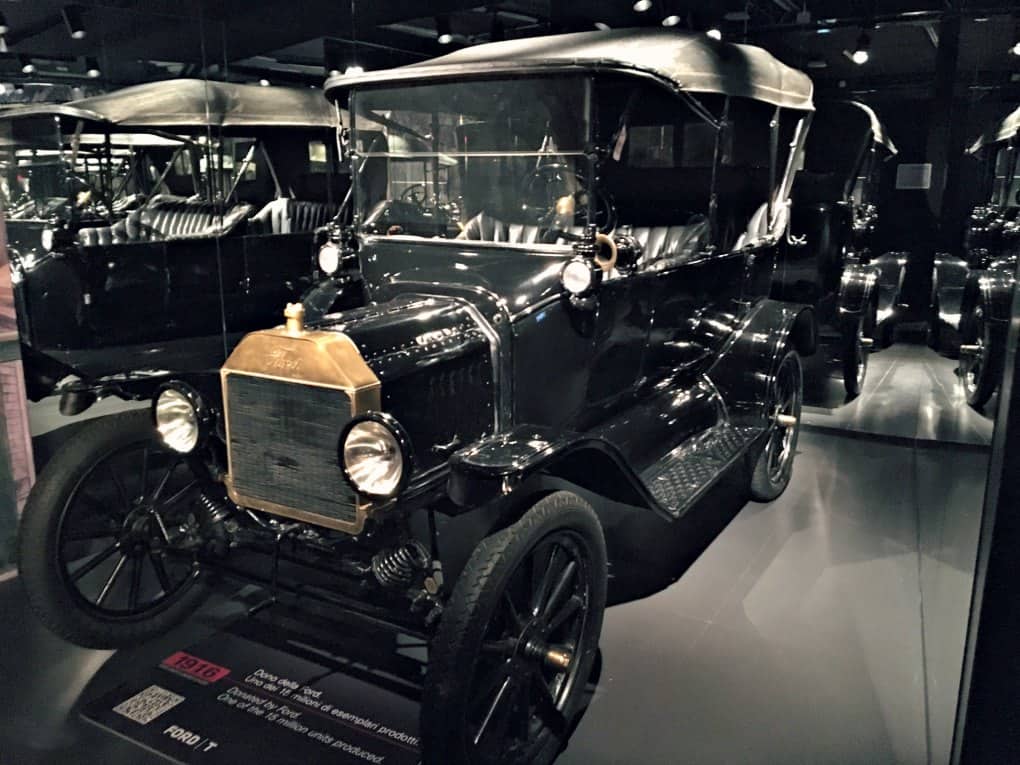 Muzeum motoryzacji w Turynie